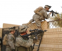 Бойцы контртеррористического подразделения США с винтовками HK 416 в Ираке