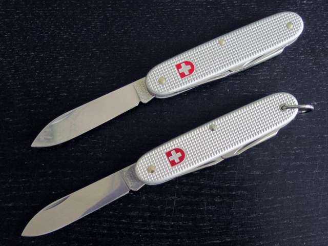 Швейцарский армейский нож обр. 1961 года и модификация 1994 года