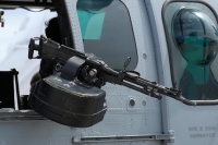 Пулемет FN MAG, установленный на вертолете EC 725 Cougar MkII