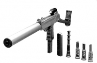 Пистолет-пулемет BXP с глушителем и коллиматорным прицелом. 