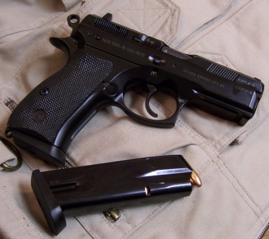 Пистолет CZ P-01, состоящий на вооружении полиции Чехии