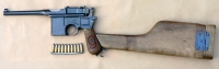 Mauser C96 «Red 9» с примкнутой кобурой-прикладом