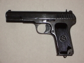 Пистолет ТТ довоенного выпуска, вид слева